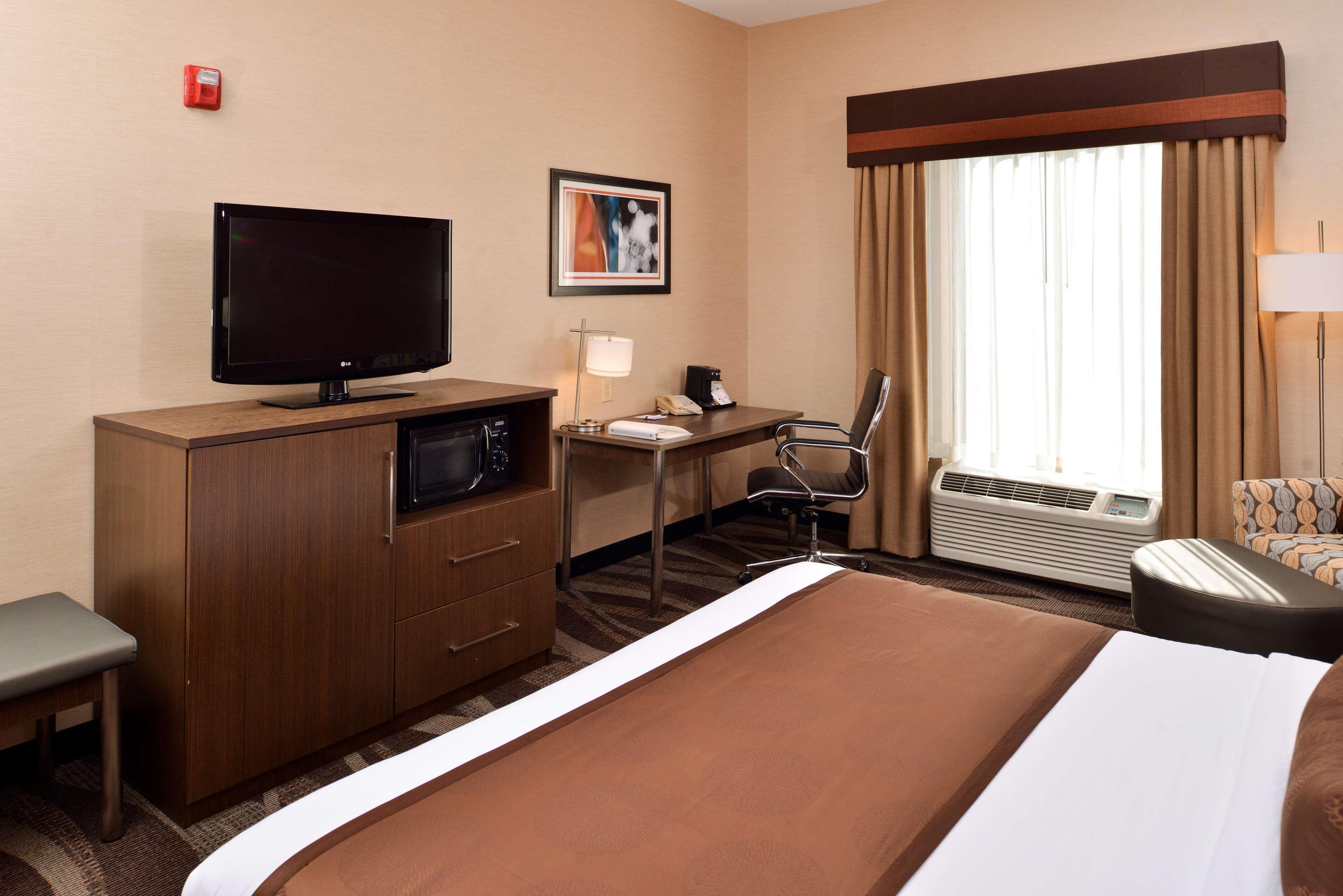 Best Western Plus University Inn Olean Extérieur photo