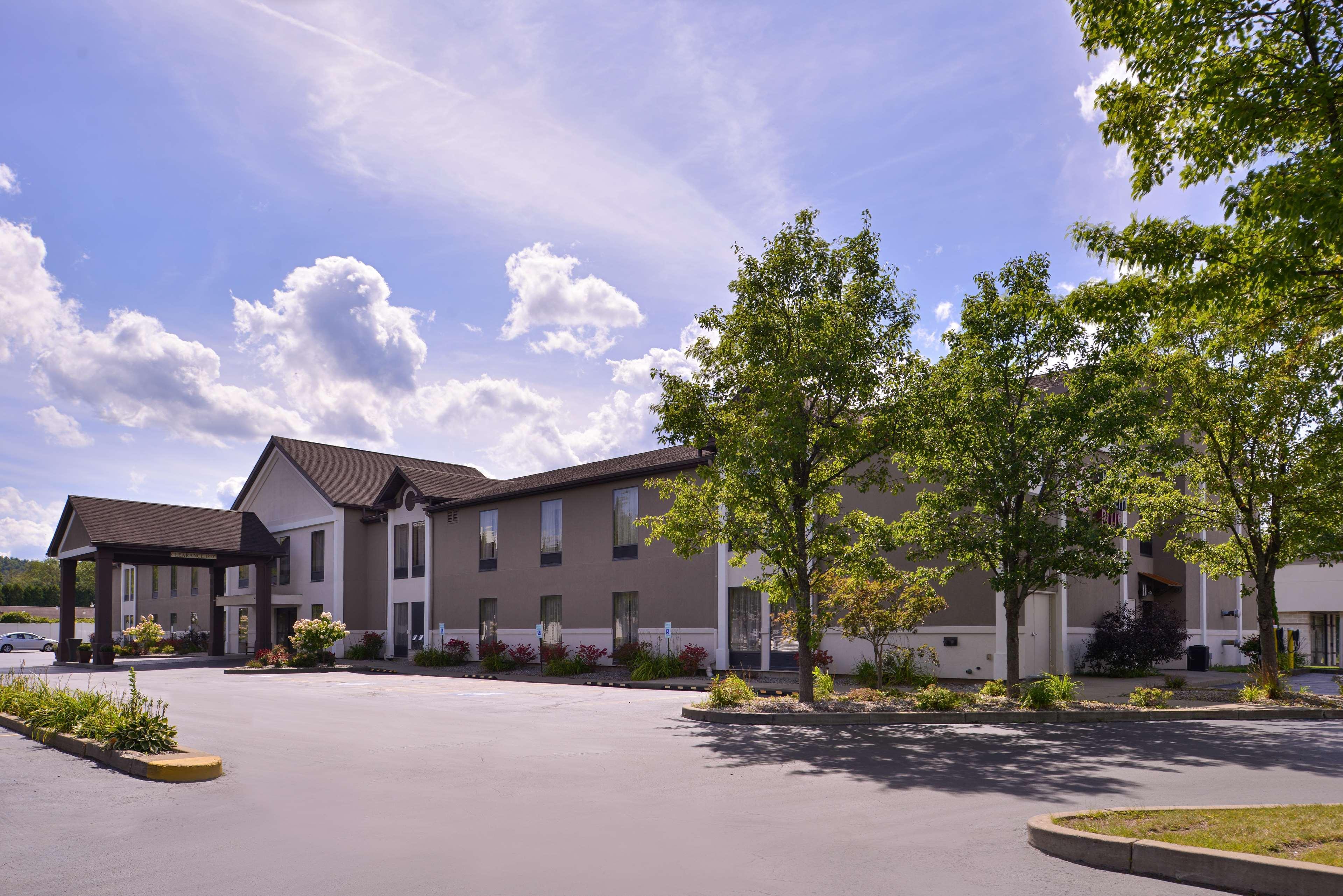 Best Western Plus University Inn Olean Extérieur photo