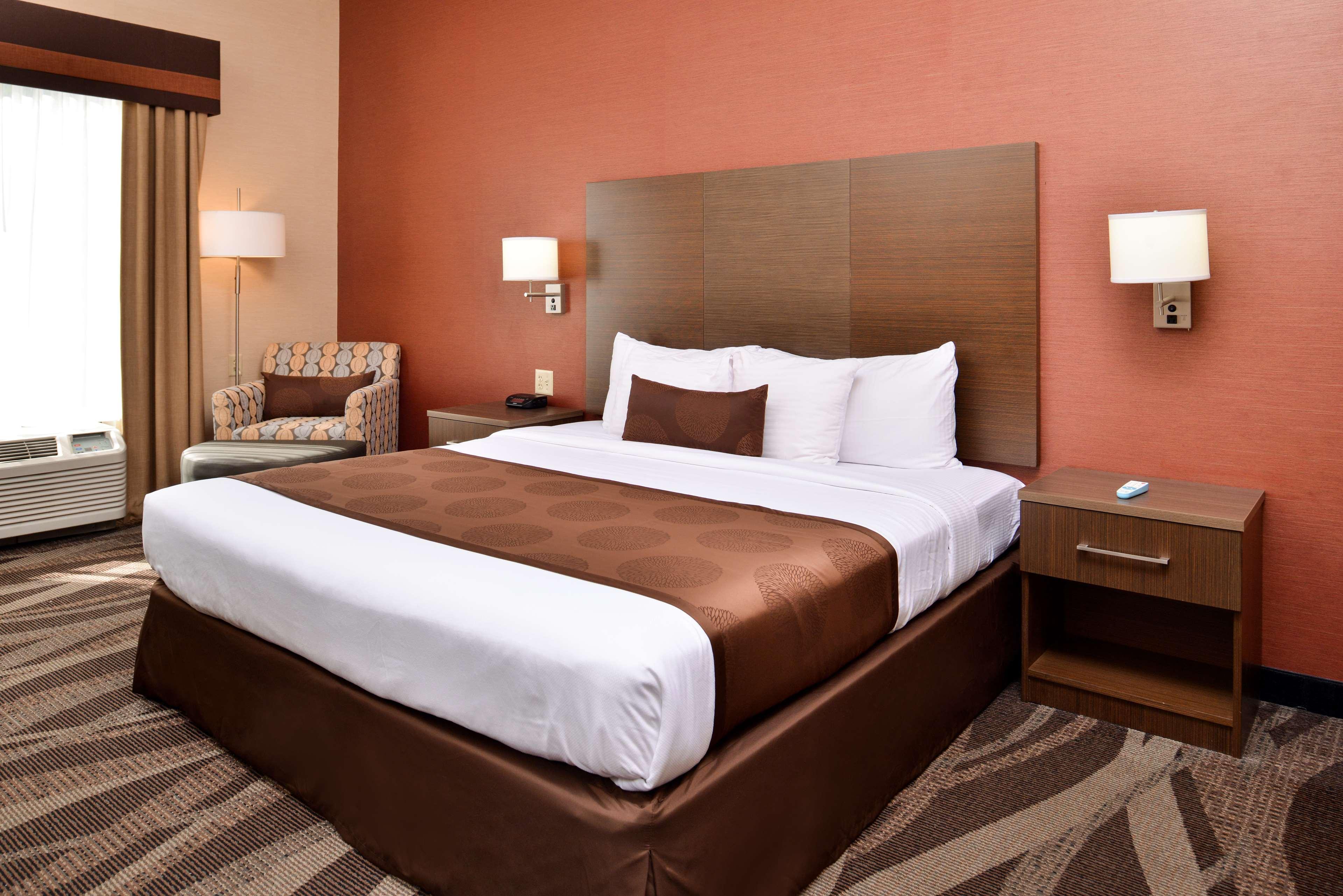 Best Western Plus University Inn Olean Extérieur photo